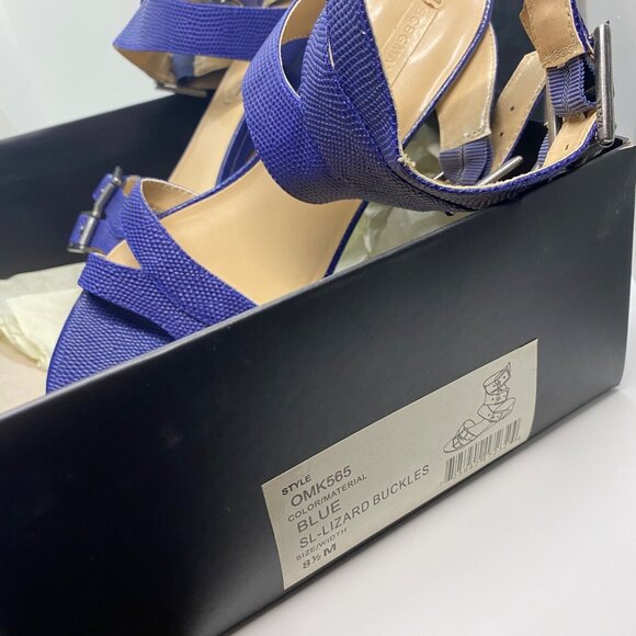 size 8.5 BCBGMaxazria leather blue reptile ankle strap‎ lizard strappy buckles - Picture 11 of 12